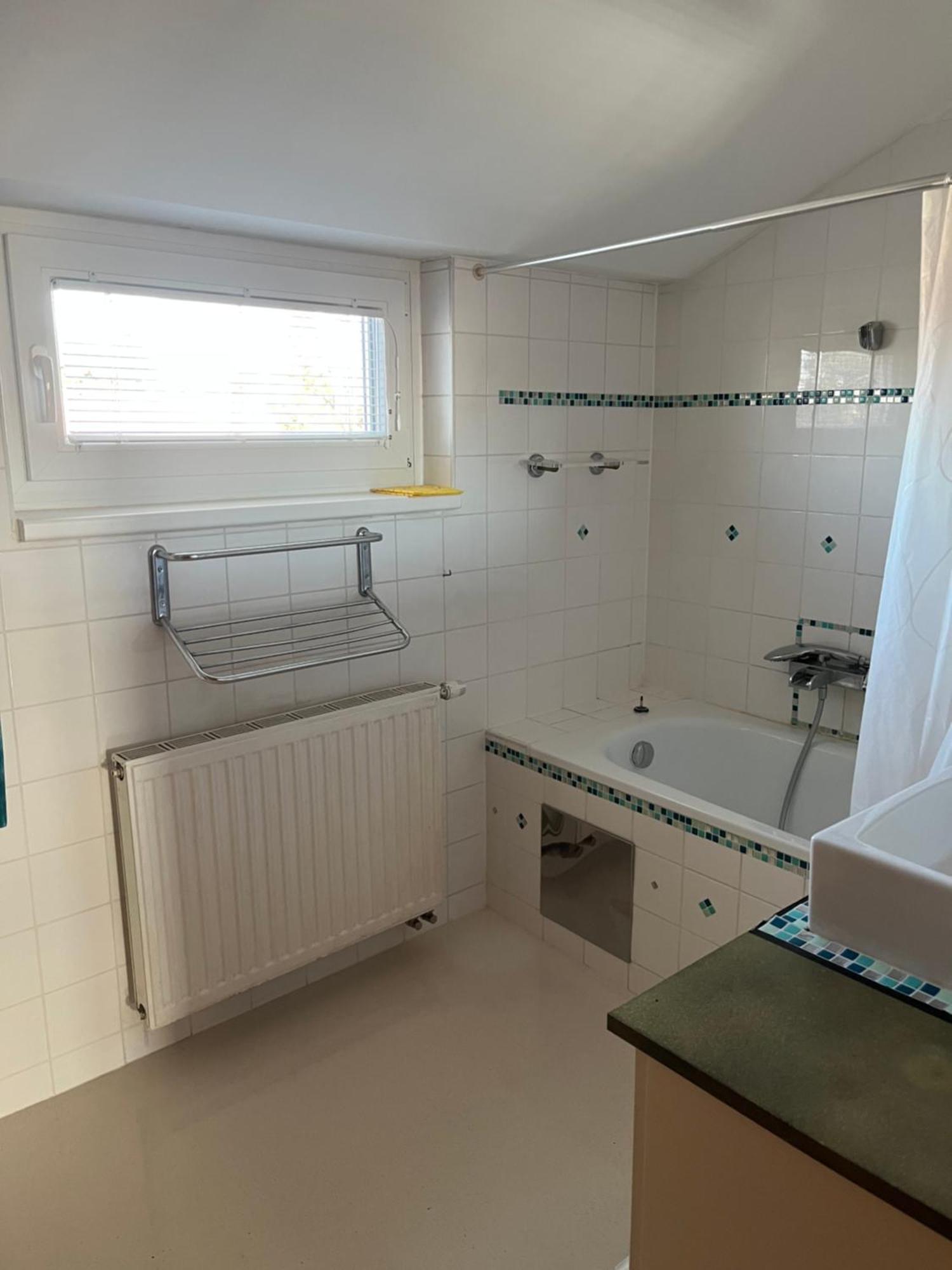 Wonderful Maisonette In With Parking